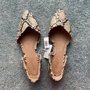 Old navy flat shoes